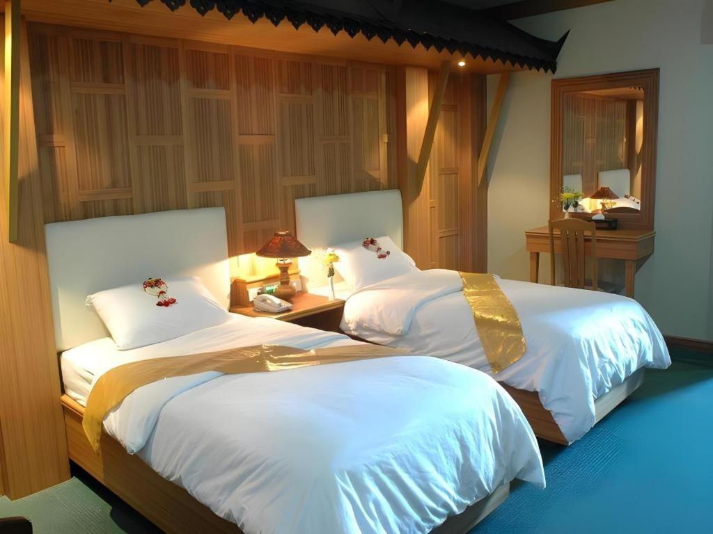 The Rich Hotel Nonthaburi Exterior photo