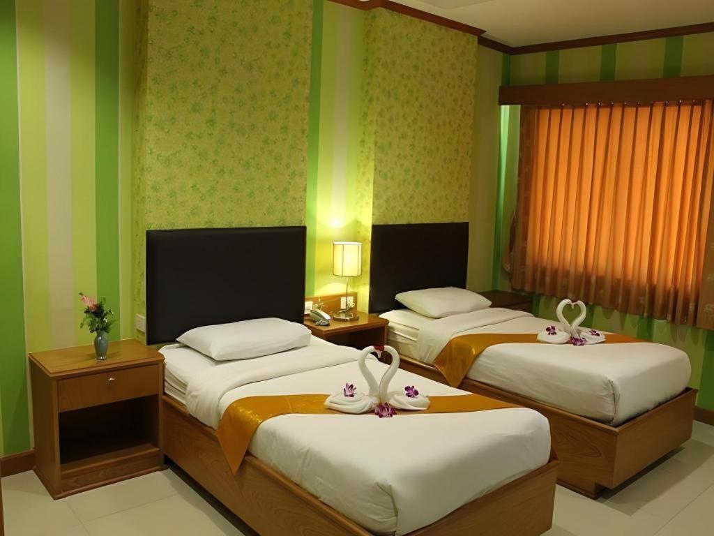 The Rich Hotel Nonthaburi Exterior photo